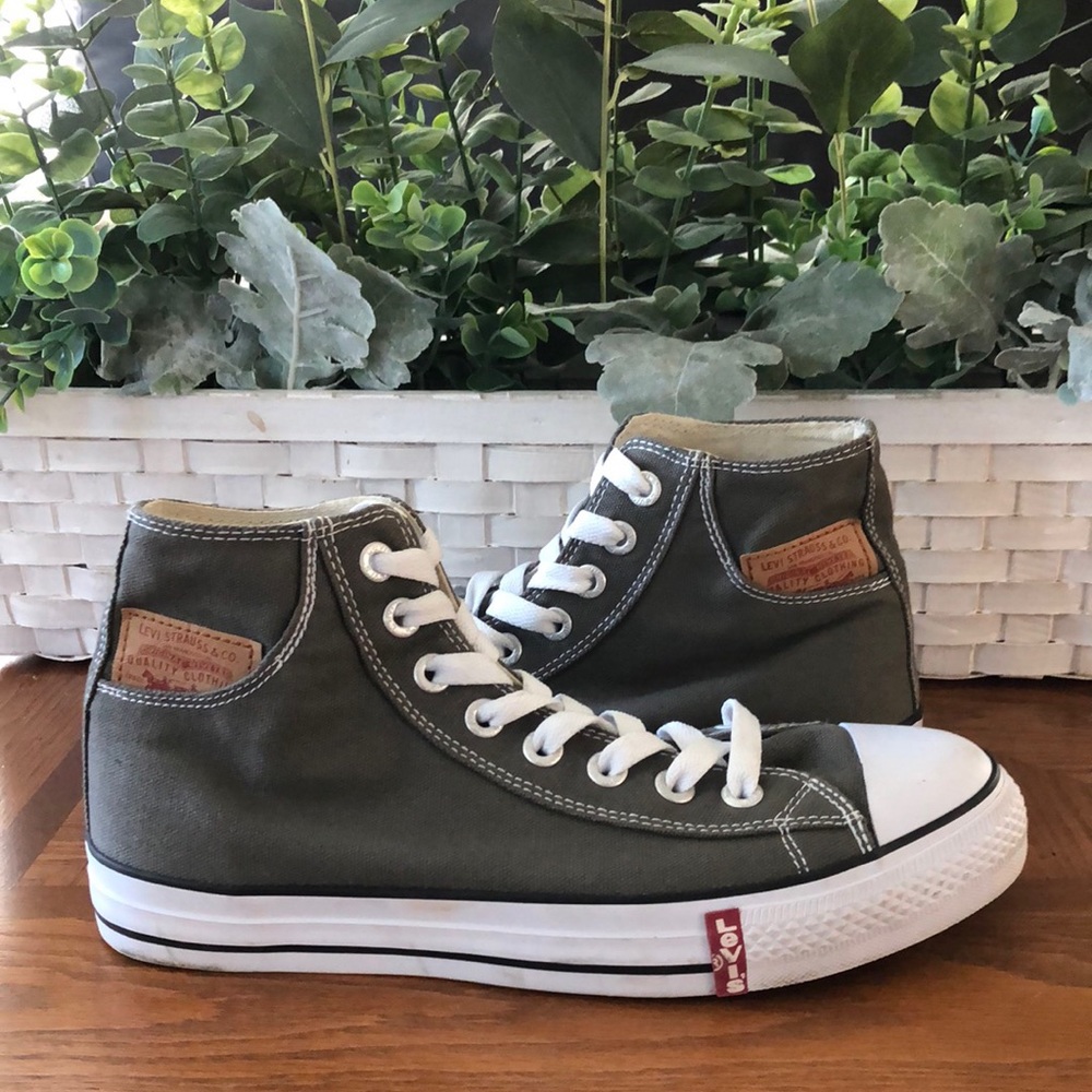 Levi’s High Top Canvas Sneakers